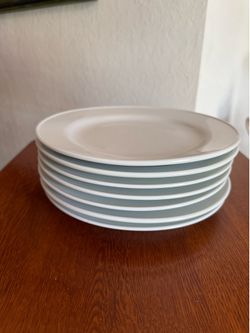 Pottery Barn Great White Dinner Plates 7 tots
