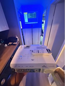 HDMI Epson video Projector