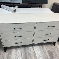 6 Drawers Dresser 