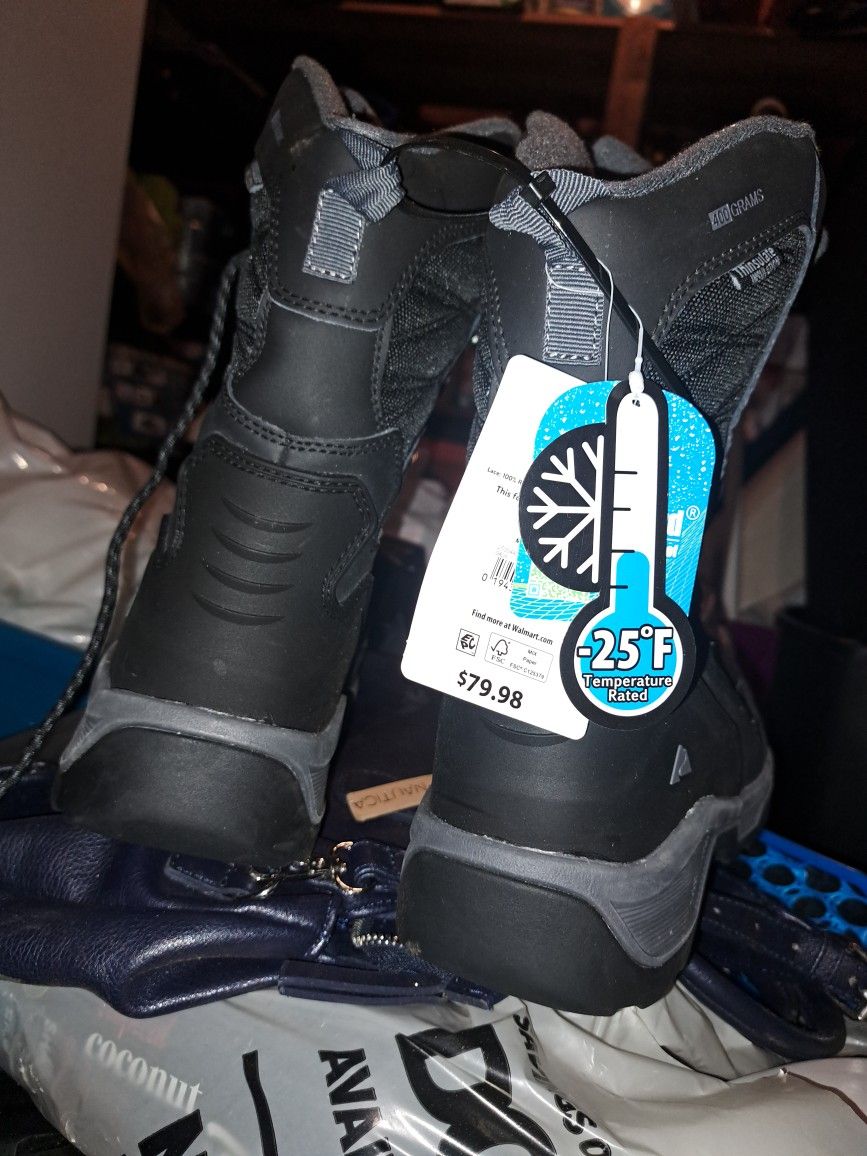 Ozark Trail Men's Boots Size 9