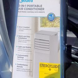 Air Conditioner by Midea 5000 BTU💦🥶
