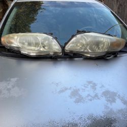 2009 Corolla Headlight Assembly With Lightbulbs