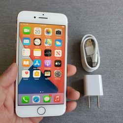 iPhone 8 - UNLOCKED - Like New 