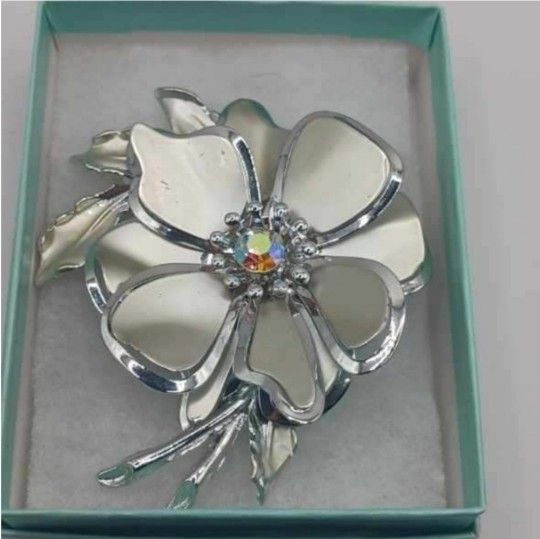 Vtg Costume Jewelry Gorgeous Silver Tone Aurora Boralis Flower Brooch, Coat Pin
