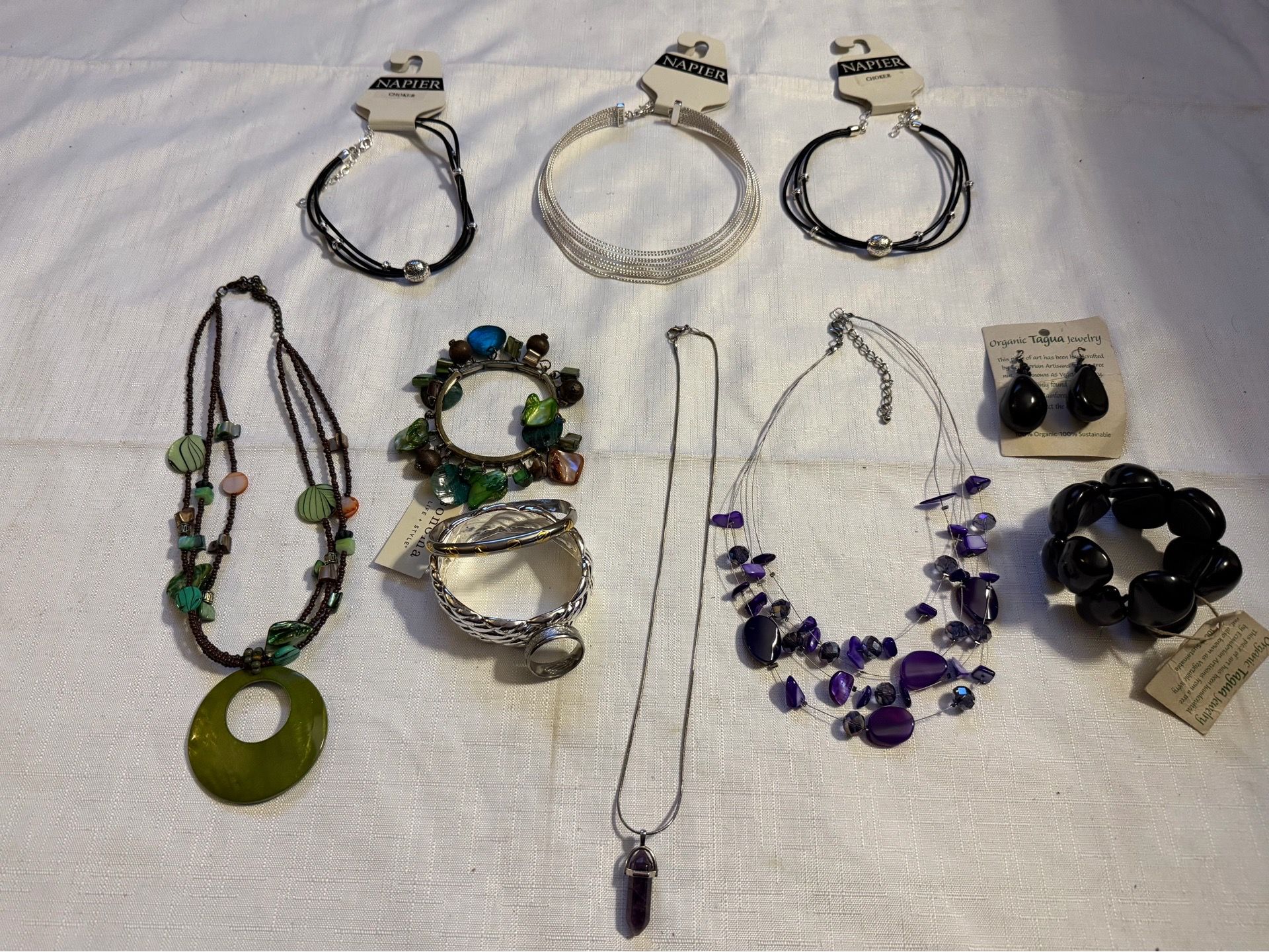 LOT OF JEWELRY MOST NEW NECKLACES BRACELETS EARRINGS RING 3 NAPIER NECKLACES