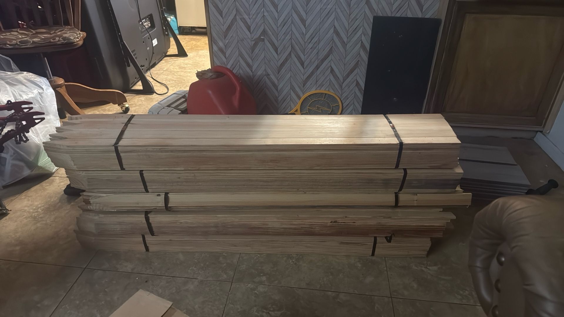 1.5" X 0.5 X 4ft Long Wooden Stakes