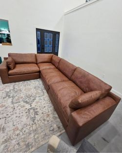 New 4pc emilia leather sectional sofa