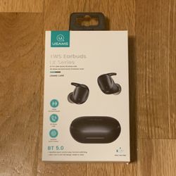 Wireless Noice Isolating Earbuds 