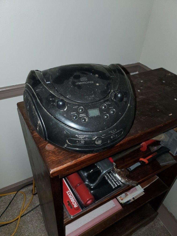 Memorex CD/Radio Player