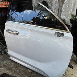 Hyundai Palisade Front Right Passenger Door