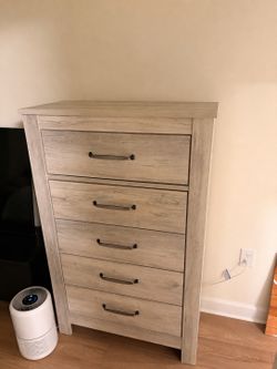 Chest of Drawers
