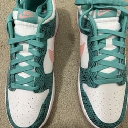 Nike Dunk Low Teal Snakeskin Size 11.5 Brand New
