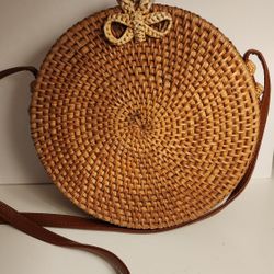 Round Rattan Woven Purse Saddle Style