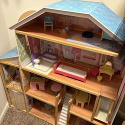 Kids Doll House 