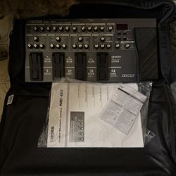 Boss ME 80 Guitar Multiple Effects with Carry Case And Power Plug