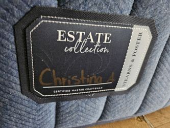 Stearns And Foster
Estate Collection In excelente
conditions 2024
550 dlls free
delivery mattress
only