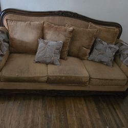 Vintage Ornate Living Rom Couch Set