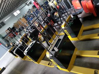 Got forklift and pallet Jack's 4sale