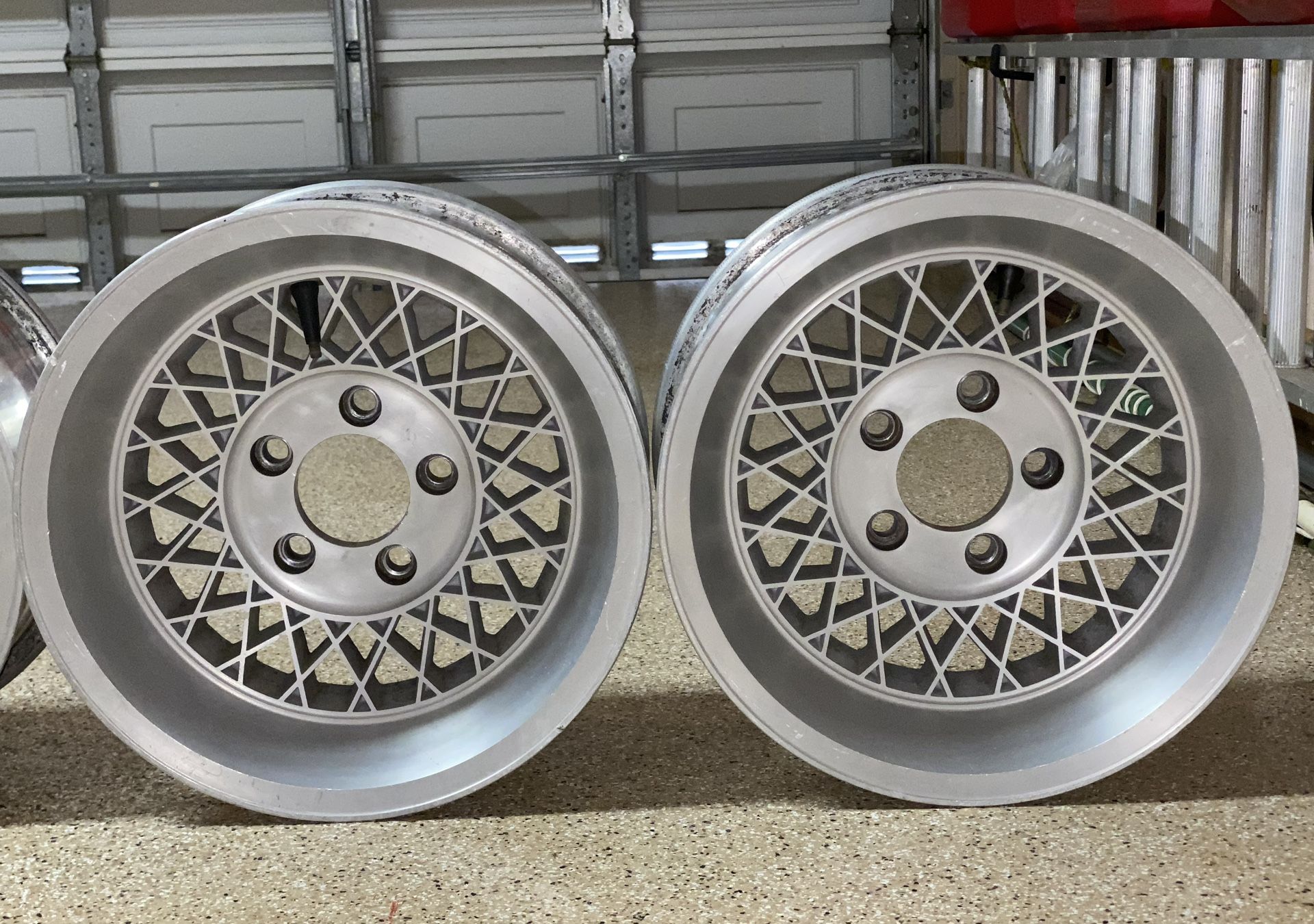 RIMS - QTY 4 APPLIANCE INDUSTRIES VENDEE 0361-6 VINTAGE CAR RIMS 15 X 7 ...
