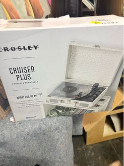 Crosley Cruiser Plus portable turntable
