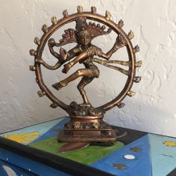 Dancing shiva statue 