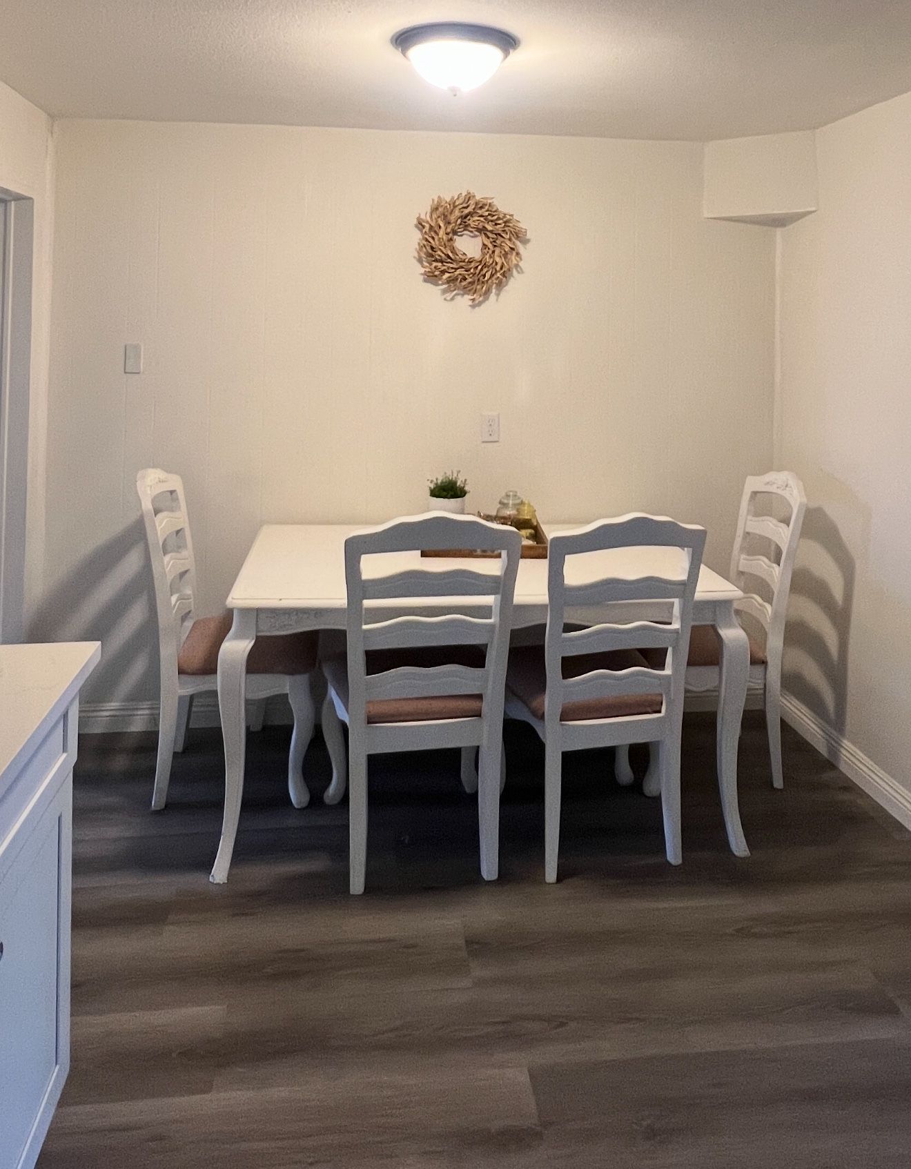 Kitchen Dining Table And Chairs