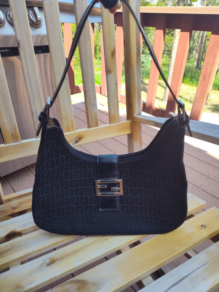 Vintage Designer Women's Purse,Black W/Gold Lining