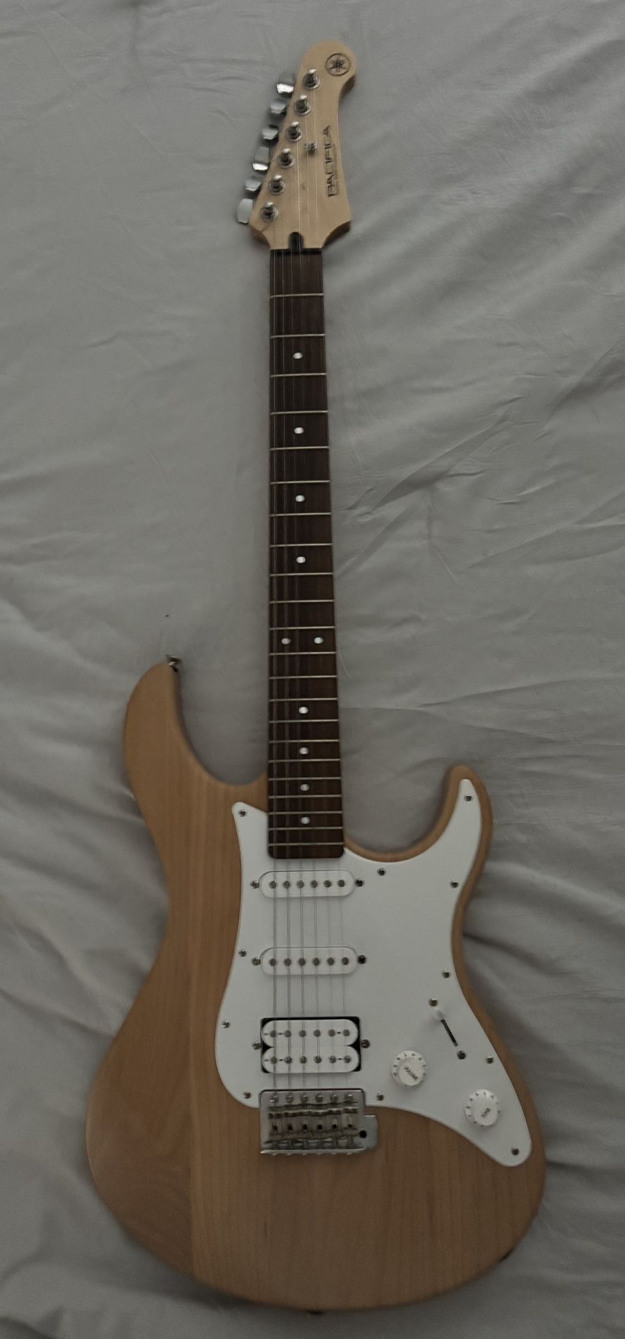 Electric Guitar Yamaha Pacifica Custom
