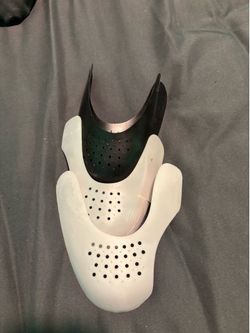 Crease protectors for shoes