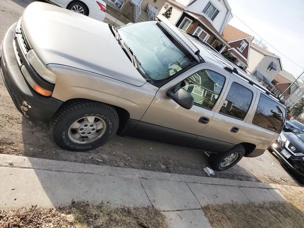 PART OUT PARTS ONLY 2003 Chevy Suburban for Sale in Chicago, IL - OfferUp