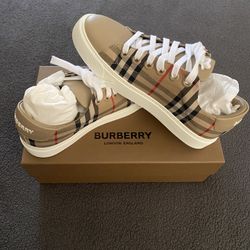 Women’s Burberry Low Top Sneakers