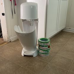 Diaper Genie With Refillable Bags