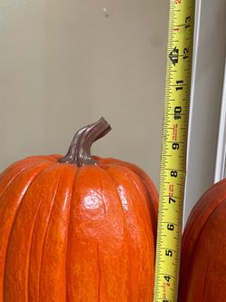 🎃NWT🎃 Resin Pumpkins 💥Great For the Holidays 💥