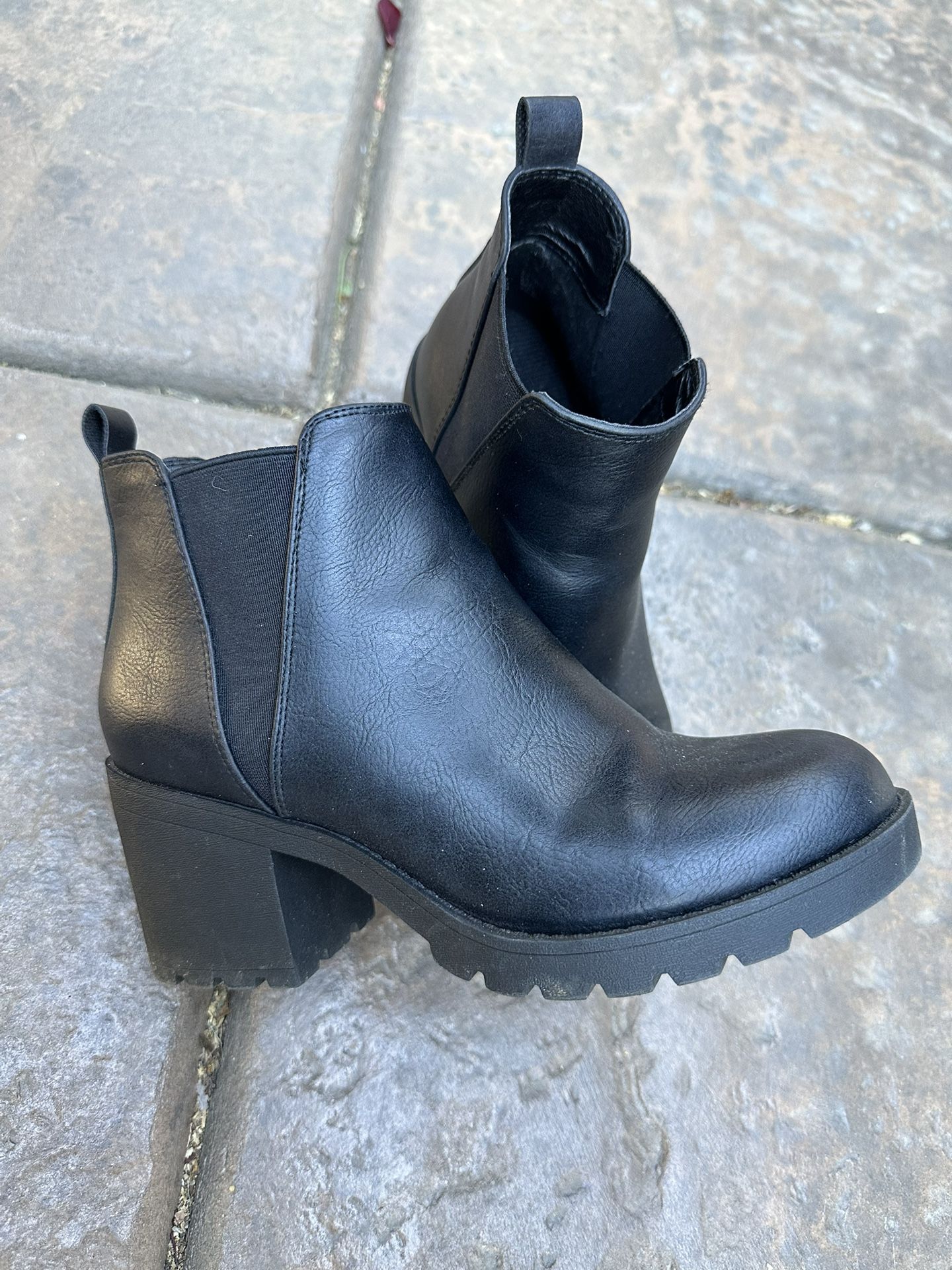 Black Boots