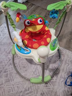 Fisher Price Rainforest Jumperoo baby jumper