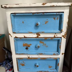 Nightstand 