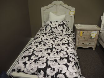 Progressive Chatsworth Dove Twin Panel Bed - Whitewashed Dove Gray | Headboard