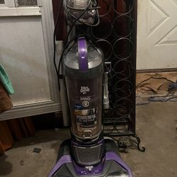 Dirt Devil Vacuum