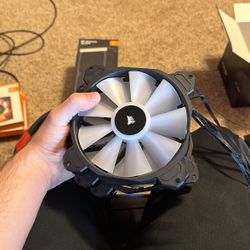 4x 140mm Corsair iCUE SP140 With Corsair Fan Controller