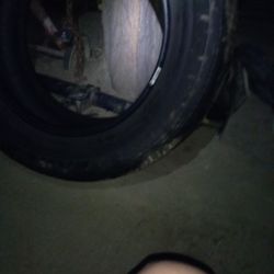 4 GoodYear SUV MaxLife All Season - Barely Used SUV Tires- P255/ 60R19