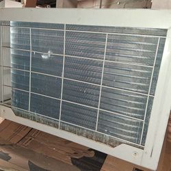 Whirlpool A/C + heat. 230V Model#ACE244PT3