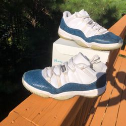Jordan 11 Low “Navy Snakeskin” 