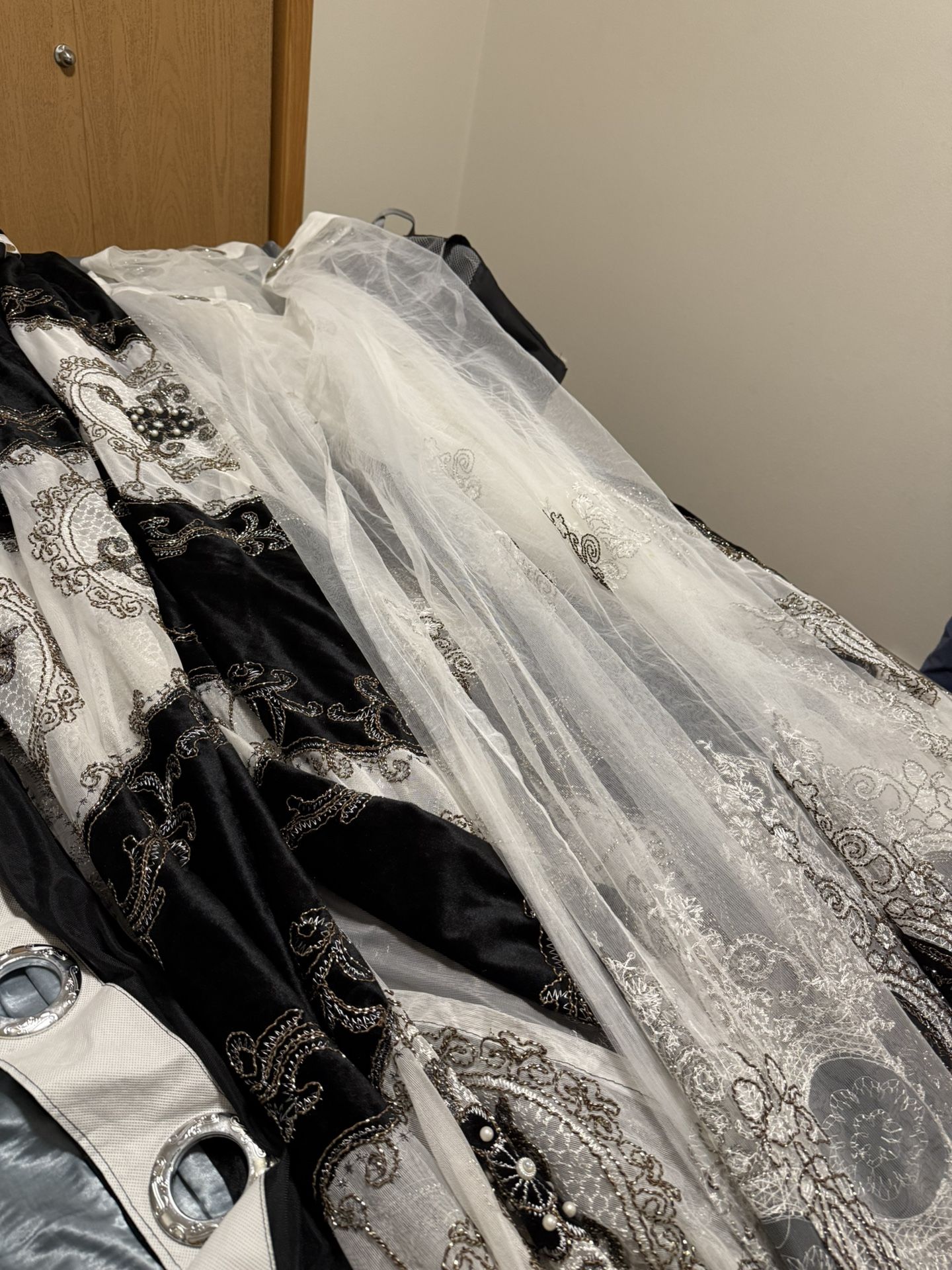 Curtain set Of 4