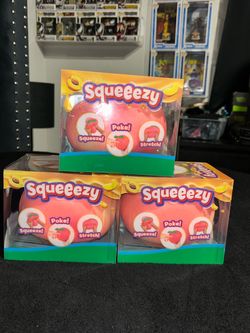 Squeeezy Peach Squishy Stress Ball Toy – Lot of 3