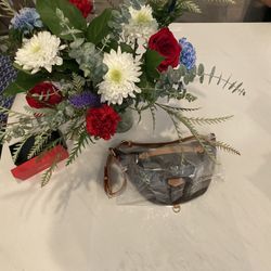 ✨ Beautiful Design Er Fanny Crossbody Sling Bumbag 👜 Perfection 