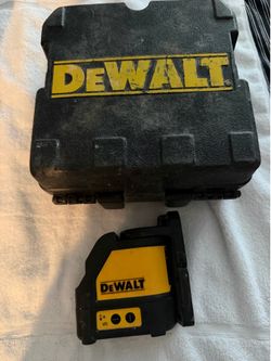 DeWalt Self-Leveling Green Cross Line Laser