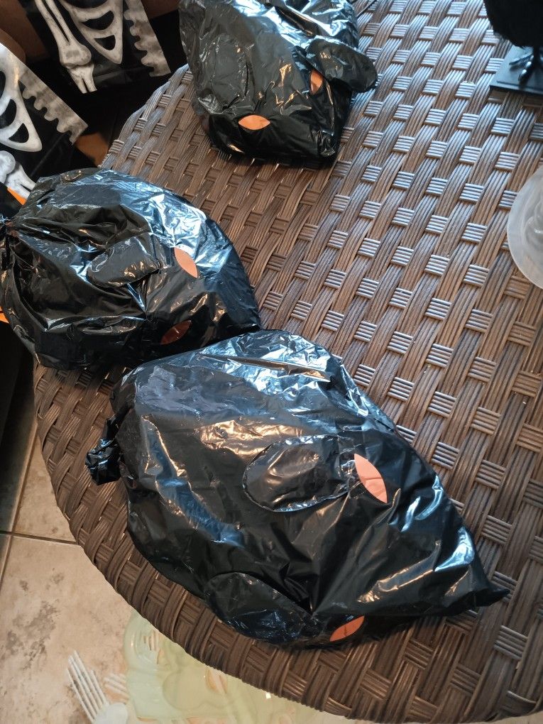 3 Black Stuff Bags Of Rats