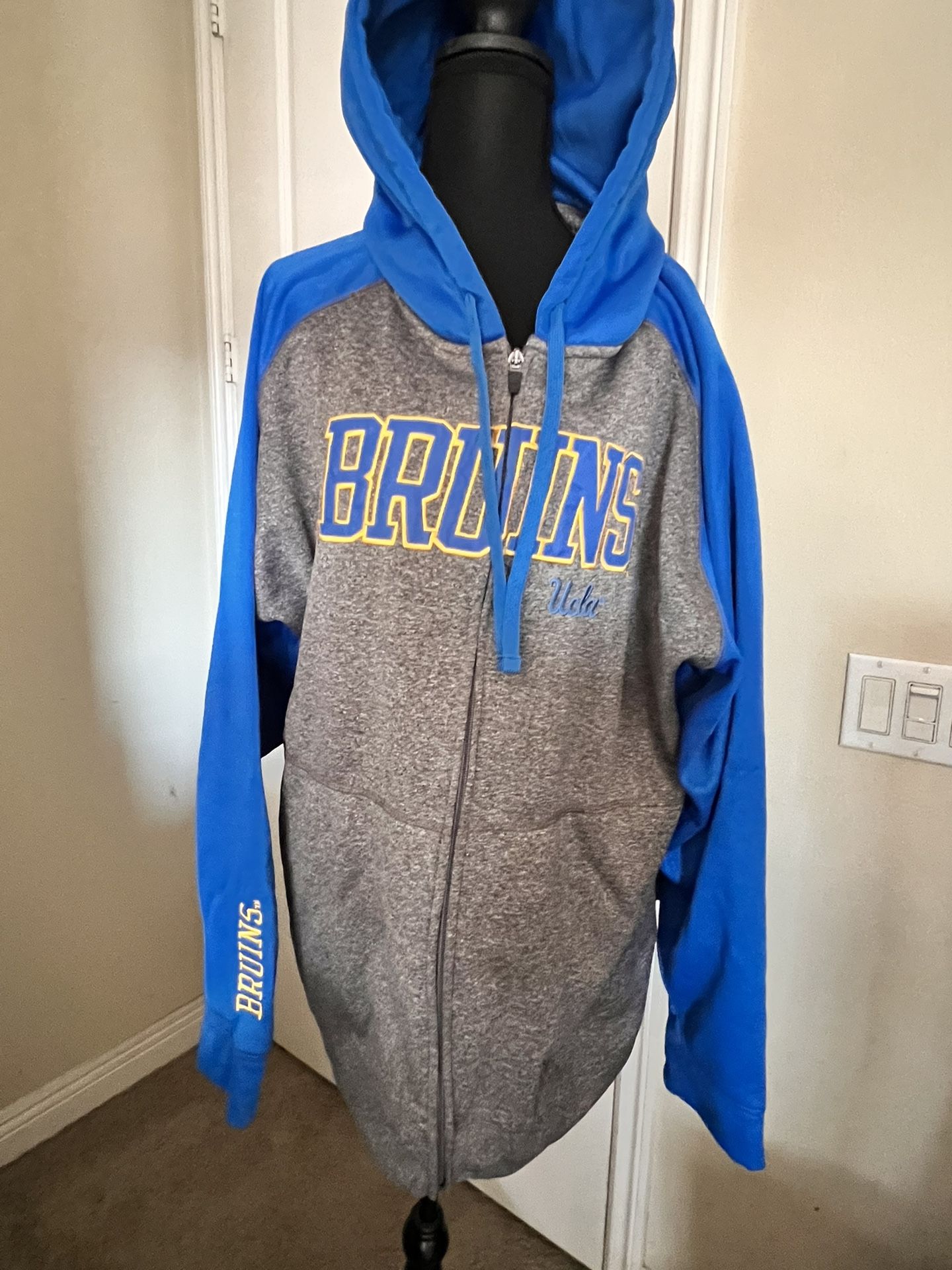 ++ Vintage UCLA Bruins ++