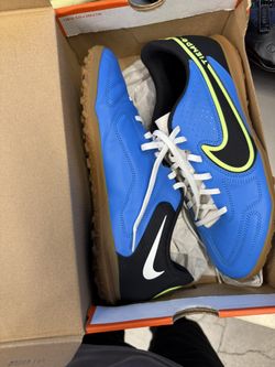 Turf Shoes