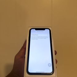 iPhone 11 | 64GB Mint condition Unlocked